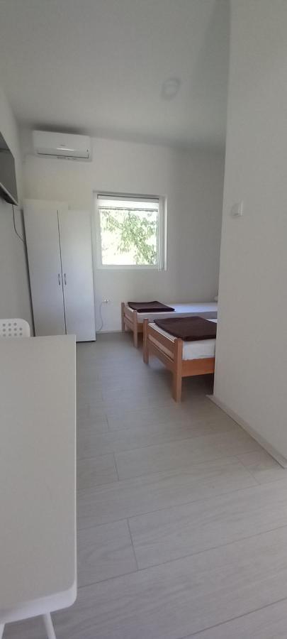 Lena! Apartment Kladovo Ngoại thất bức ảnh