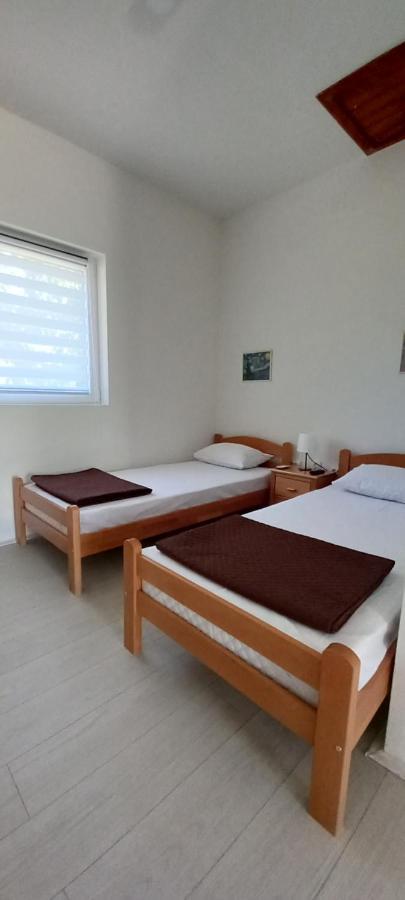 Lena! Apartment Kladovo Ngoại thất bức ảnh