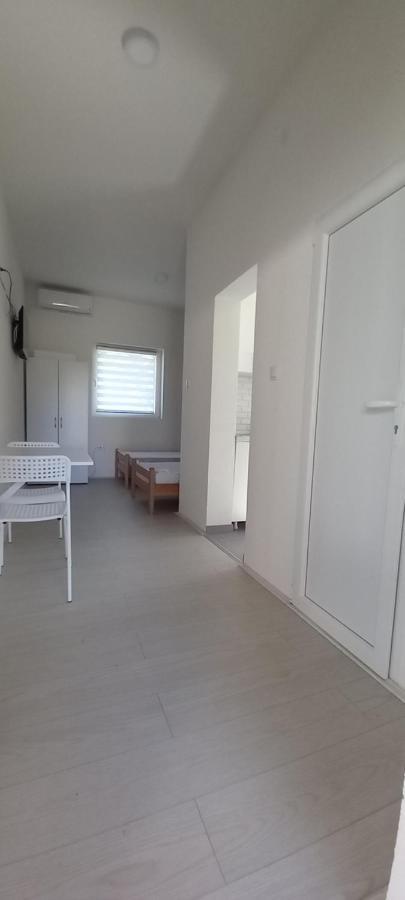Lena! Apartment Kladovo Ngoại thất bức ảnh